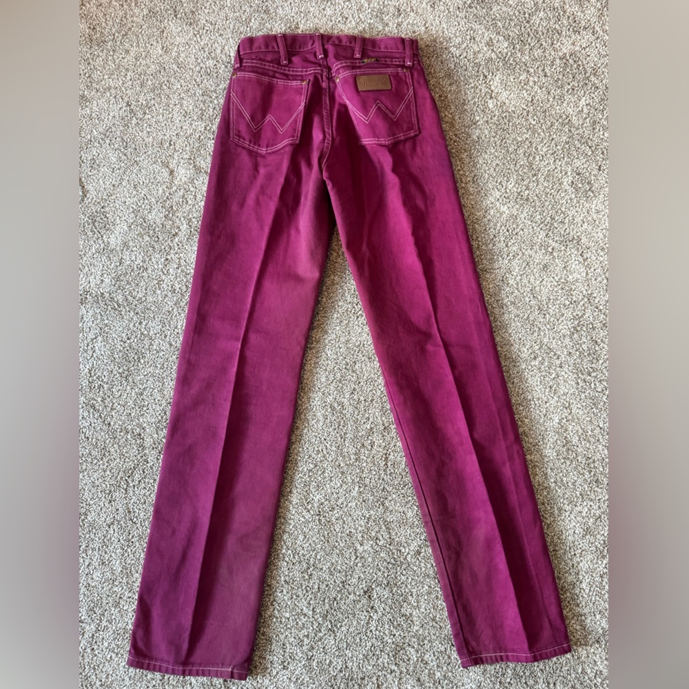 Wrangler Women's Magenta dyed Jeans - Picture 3 of 4